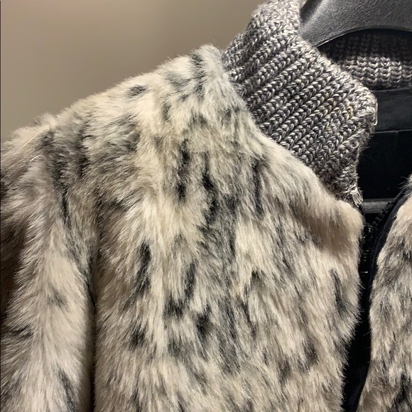 Faux White Tiger Fur Coat - Picture 2 of 6